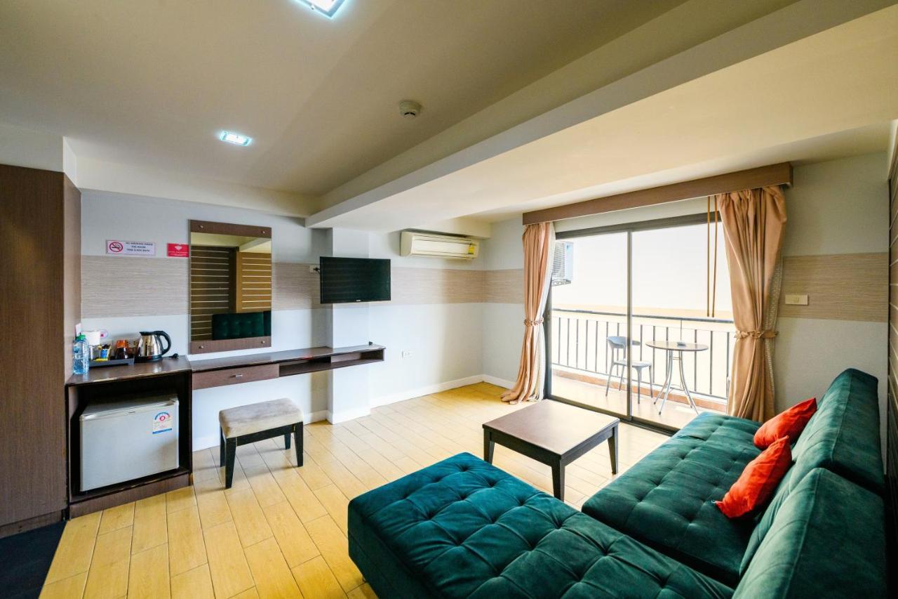 Scandia Beach Hotel Джомтьен Экстерьер фото