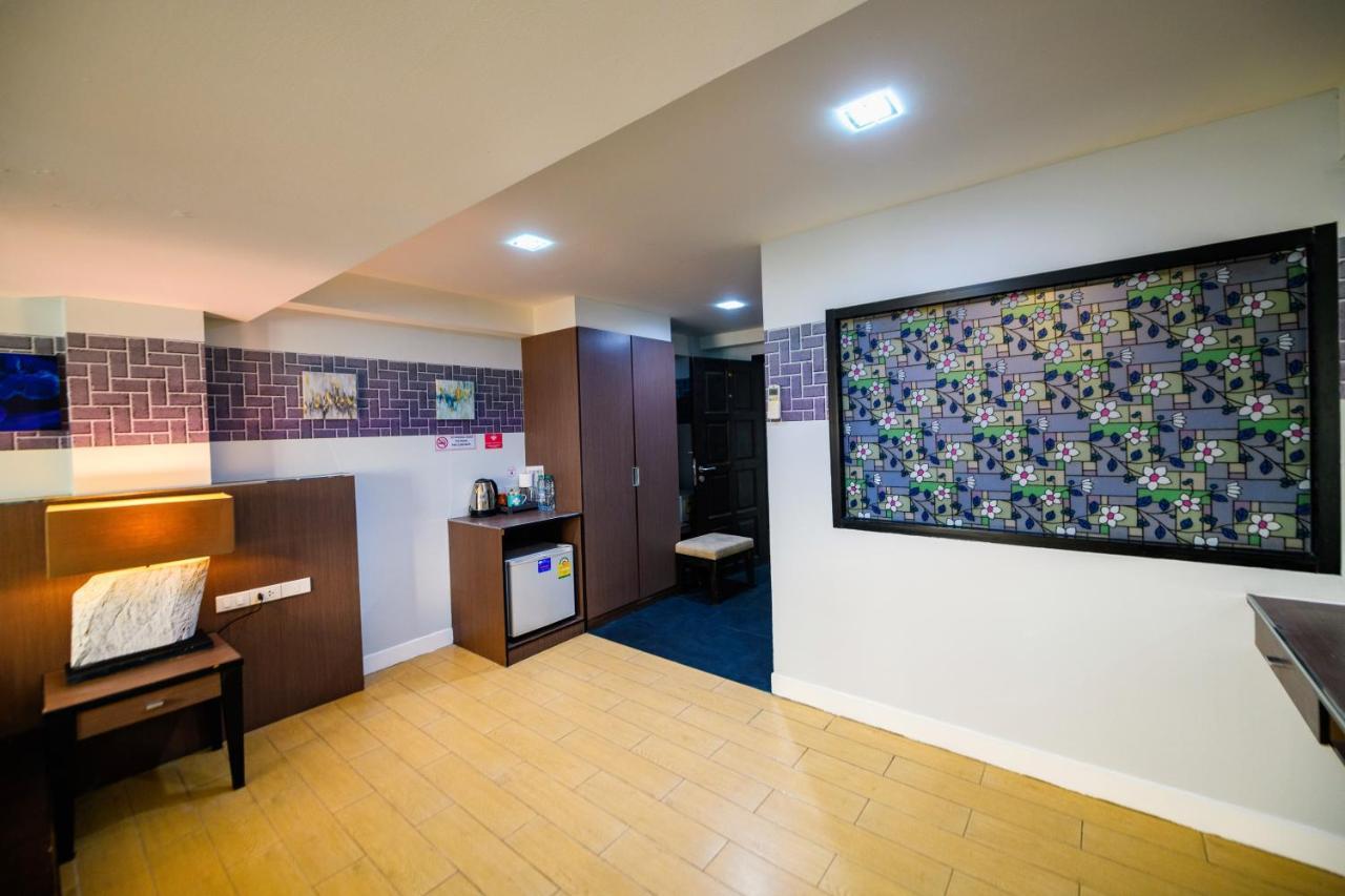 Scandia Beach Hotel Джомтьен Экстерьер фото